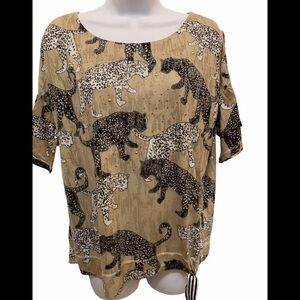 Onaque Casual Animal Print Top Size L